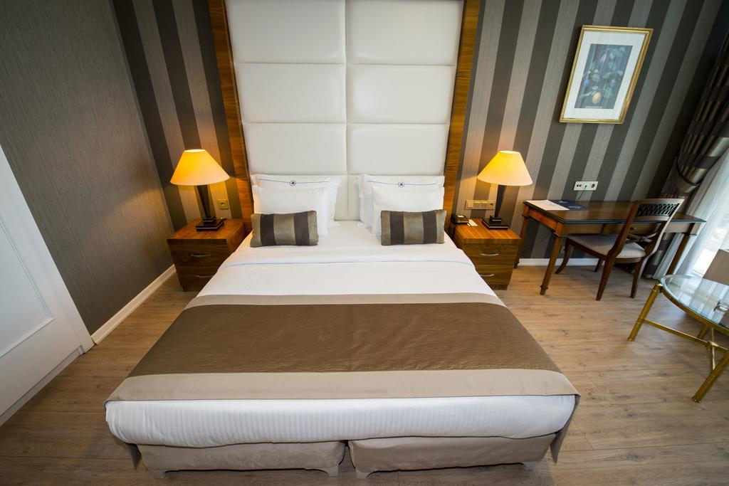 Hotel Manesol Fuar Istanbulská provincie Exteriér fotografie